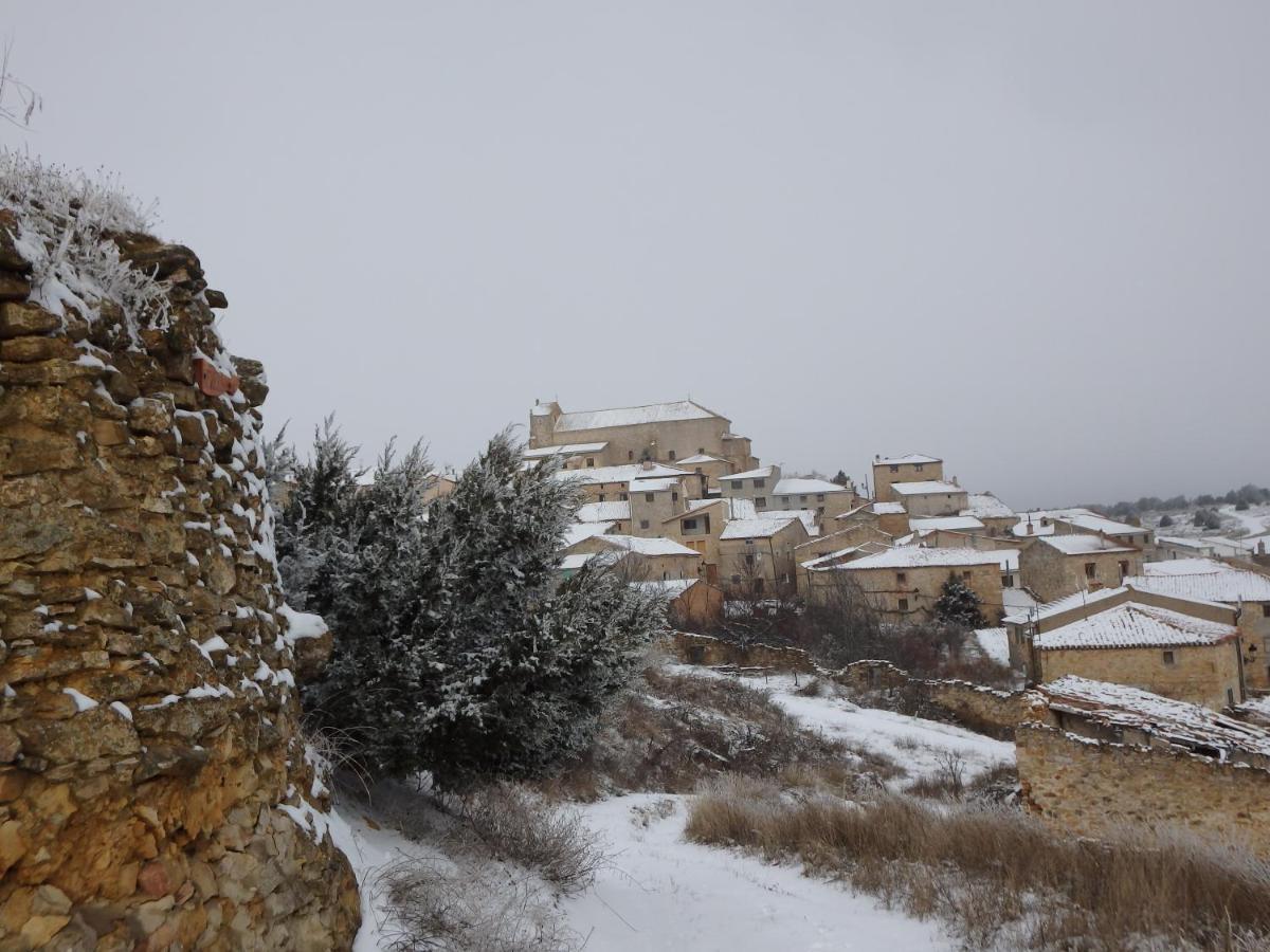 Iruecha Casa Rural Sierra Del Solorio מראה חיצוני תמונה