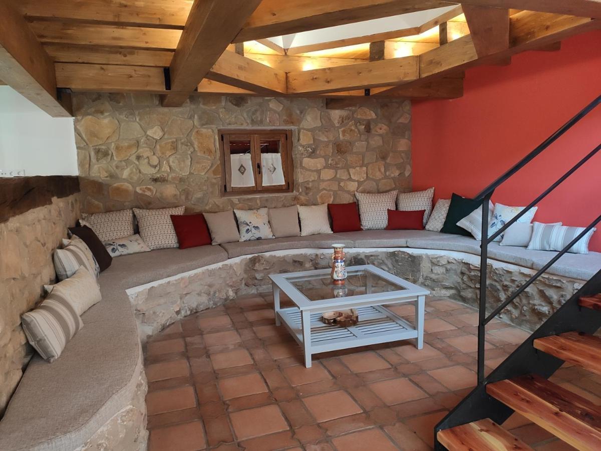 Iruecha Casa Rural Sierra Del Solorio מראה חיצוני תמונה